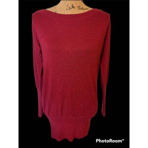 ✌️ 2/$40 ✌️ White House Black Market Long Maroon Sweater sz S